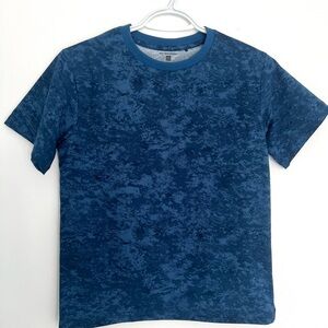 Uniqlo kids 150cm (11/12 years) Rei Nakanishi collaboration tshirt